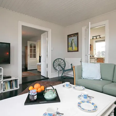 8 Person Holiday In Tranek R Hébergement de vacances *