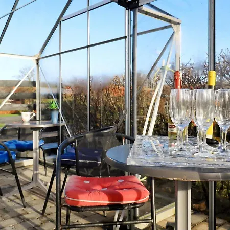 8 Person Holiday In Tranek R * Tranekær